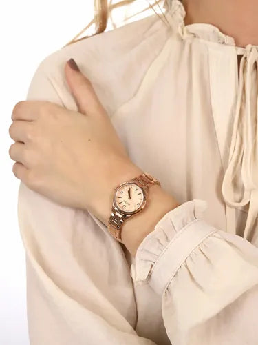 Bulova 97P151 II Sutton con diamantes para dama en tono rose gold