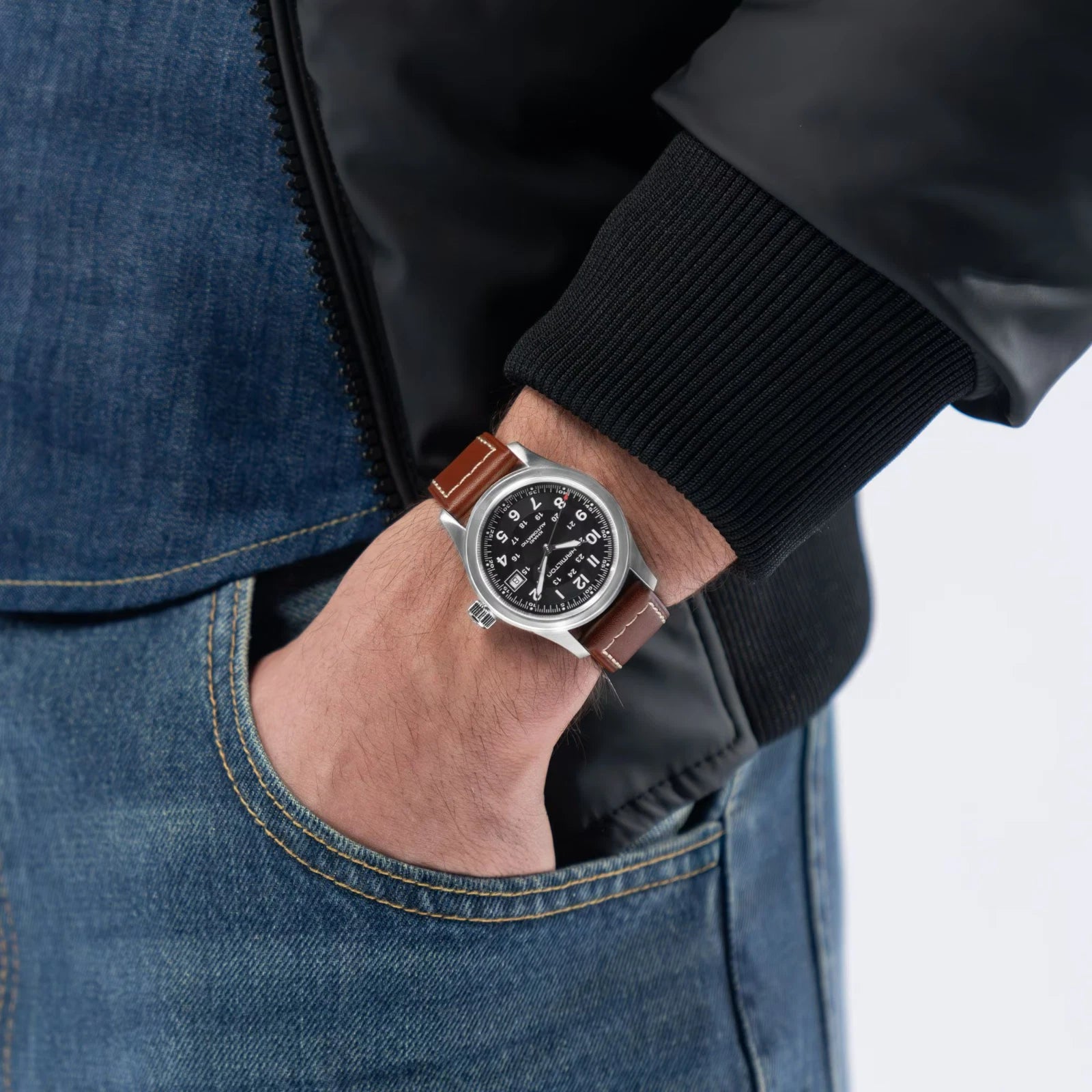 Hamilton Khaki Field Black Dial serie H70455533