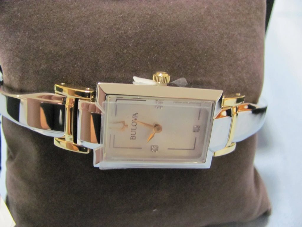 Bulova Classic Diamond 98P229